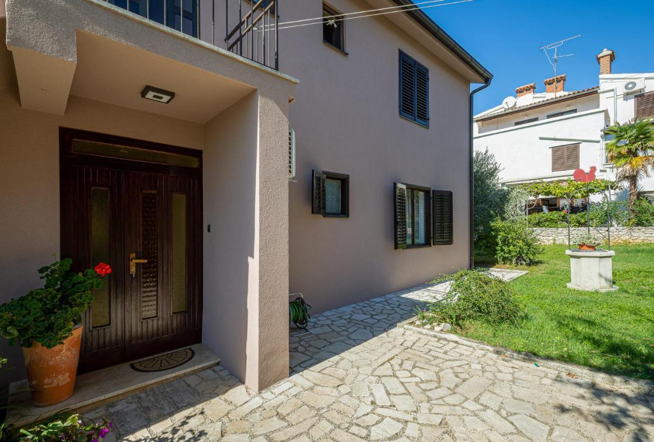 Nada * Porec